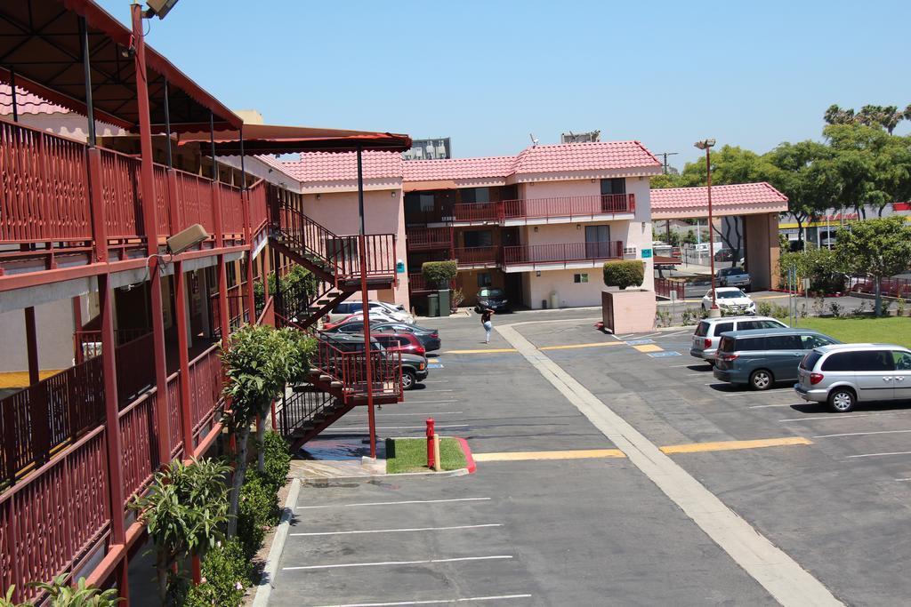 Budget Inn Anaheim/Santa Ana Dış mekan fotoğraf
