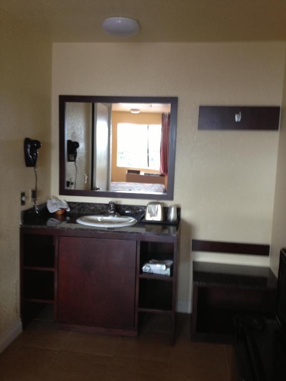 Budget Inn Anaheim/Santa Ana Oda fotoğraf