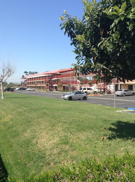 Budget Inn Anaheim/Santa Ana Dış mekan fotoğraf