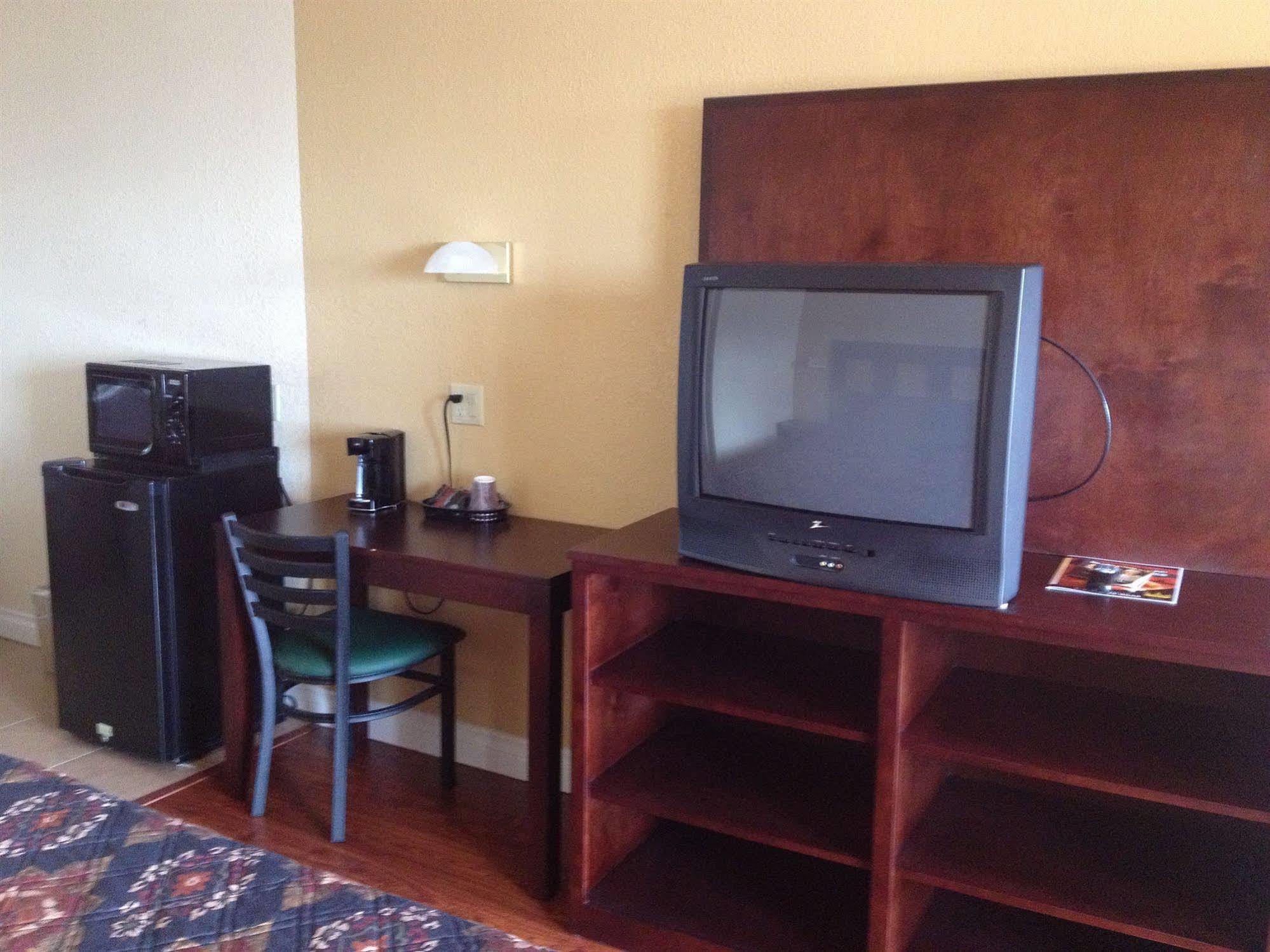 Budget Inn Anaheim/Santa Ana Dış mekan fotoğraf
