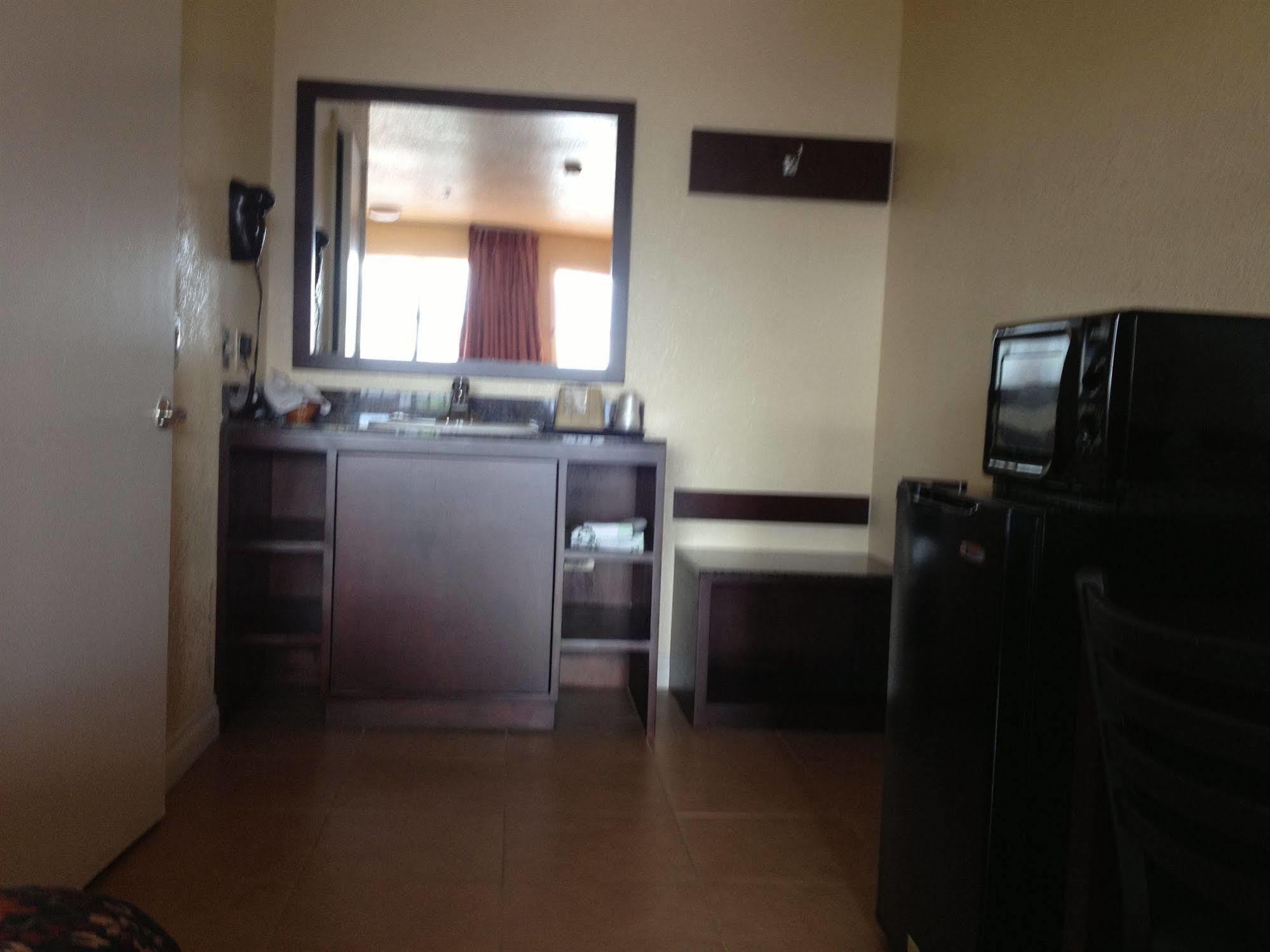 Budget Inn Anaheim/Santa Ana Dış mekan fotoğraf