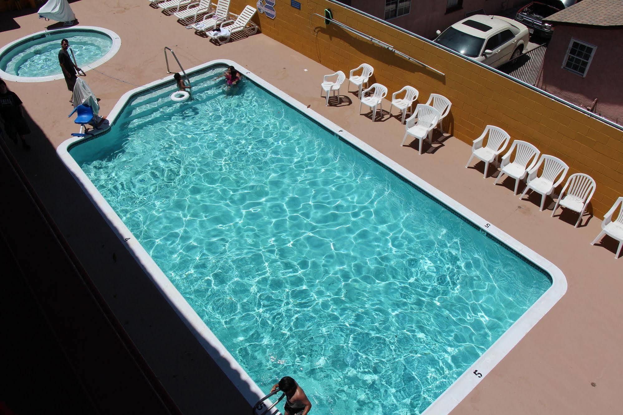 Budget Inn Anaheim/Santa Ana Dış mekan fotoğraf